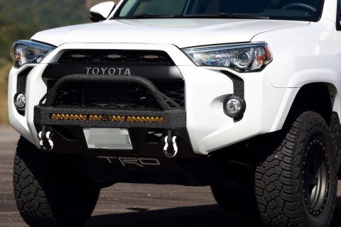 4RUNNER　4ランナー　フロントバンパー　塗装　LINE-X　カスタム